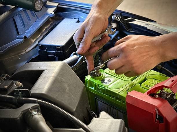 Car Battery Replacement Dubai – 24/7 Mobile Battery Service Anywhere