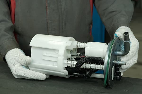 Car Fuel Pump Repair Dubai – Mobile Fuel System Diagnostics